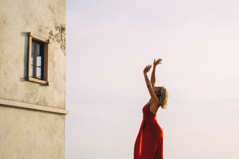 Master The Art Of Detachment And Become Magnetic