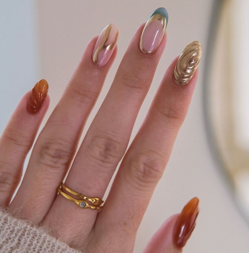 fall inspired nails