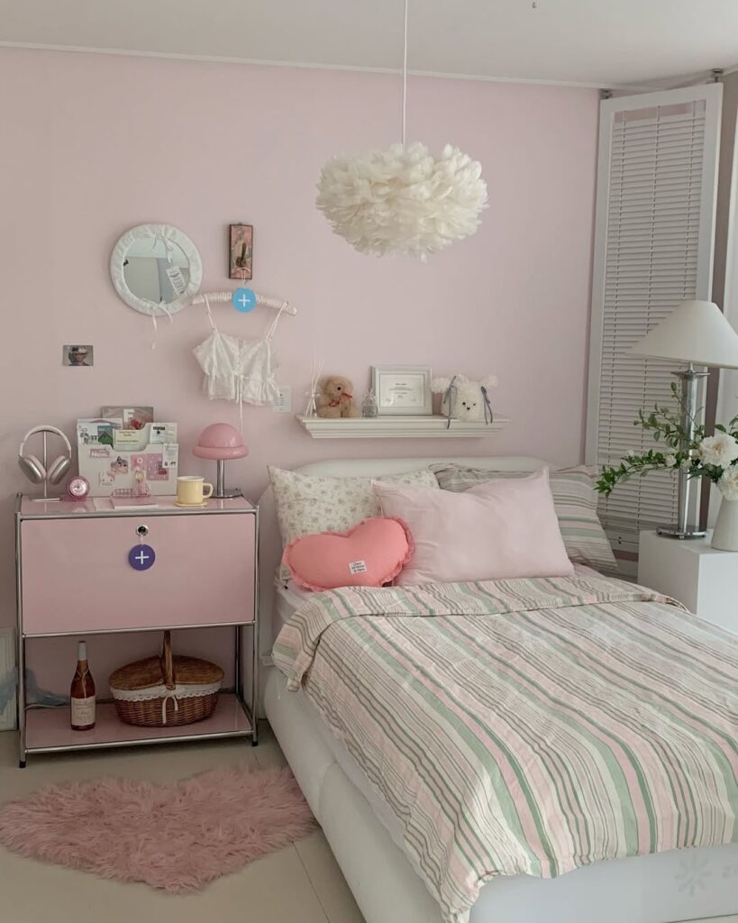 modern girly apartment decor