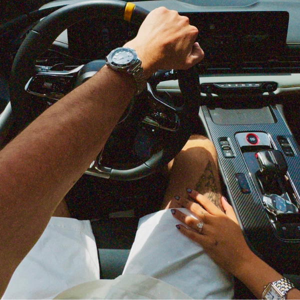 how to be more feminine in a relationship