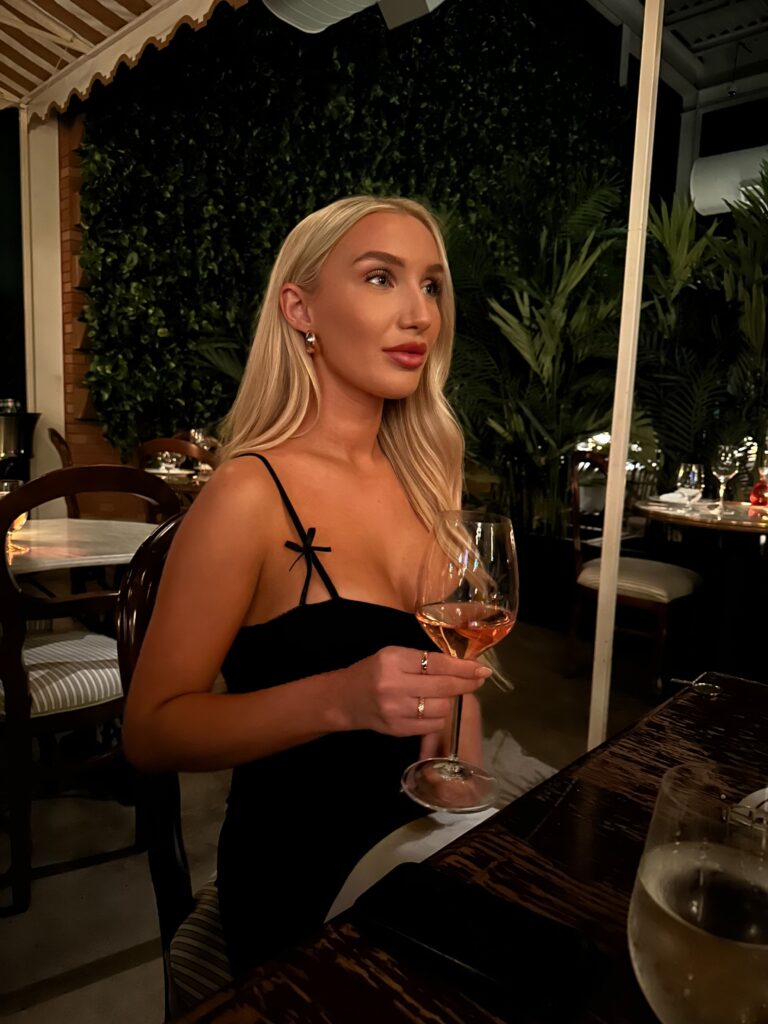 how to be in your feminine energy while dating