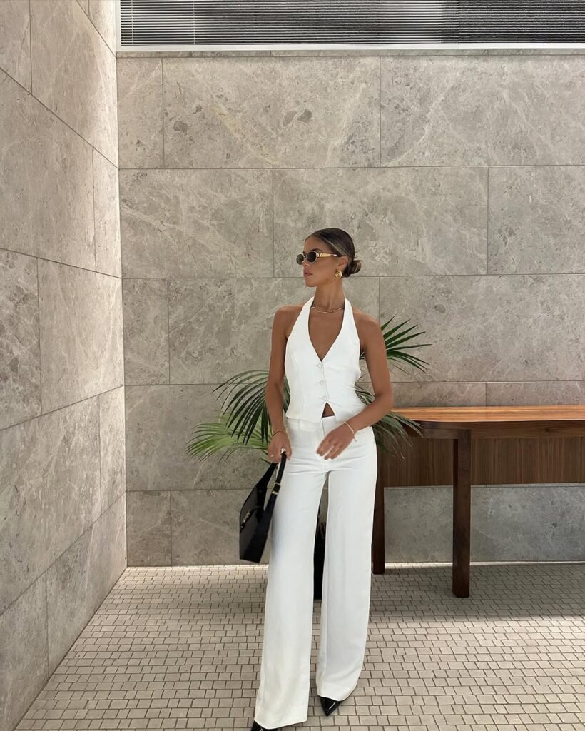 chic feminine outfits