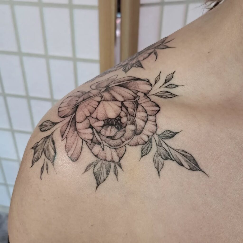 dainty feminine tattoos
