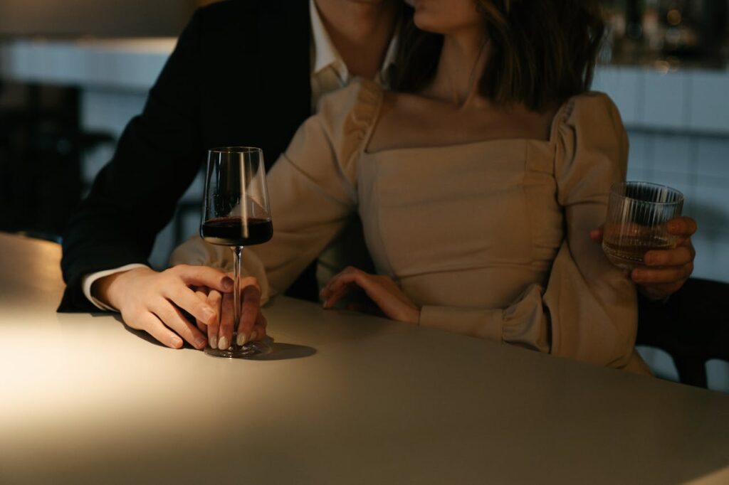 where to find rich men