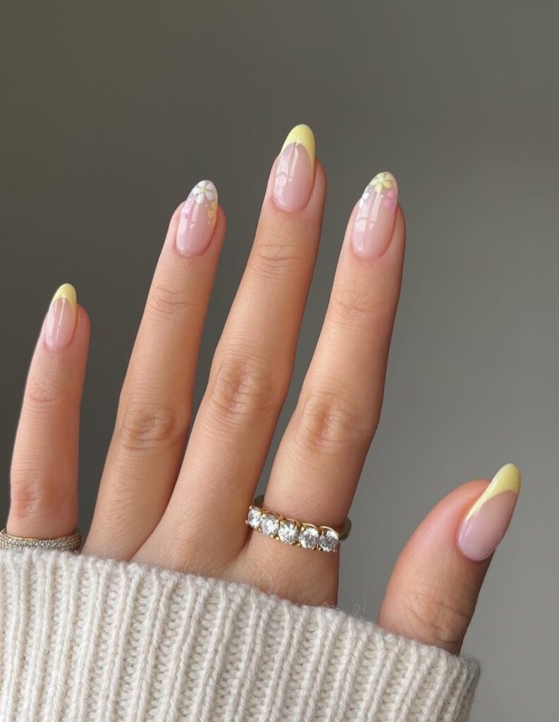 butter yellow nails designs