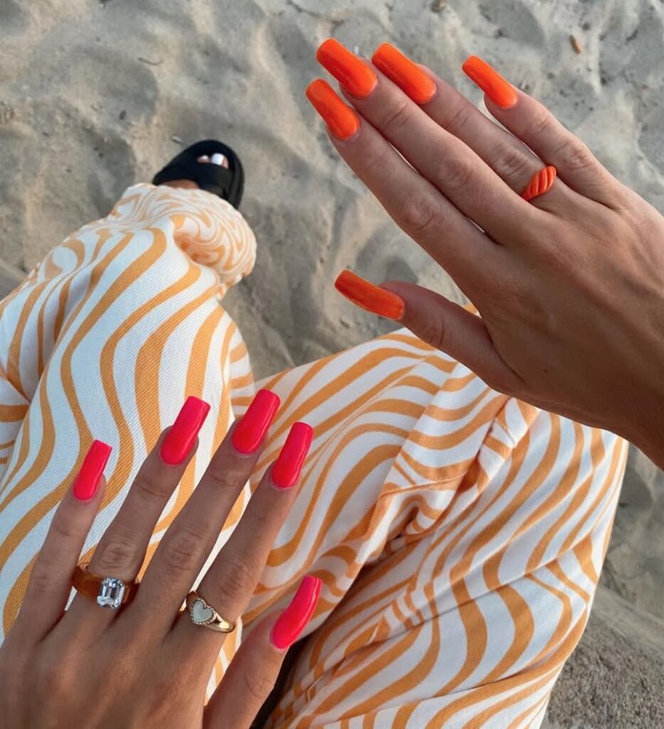 nail design two colors