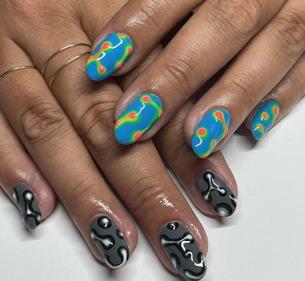 two tone nails