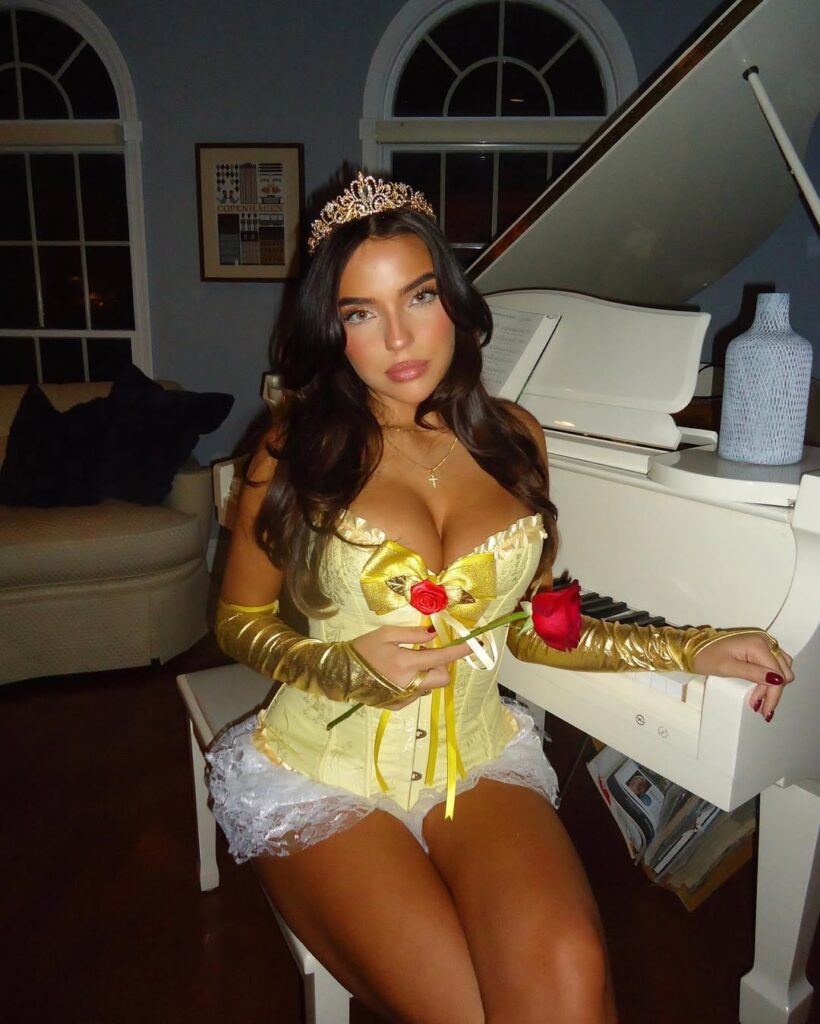 easy halloween costumes women