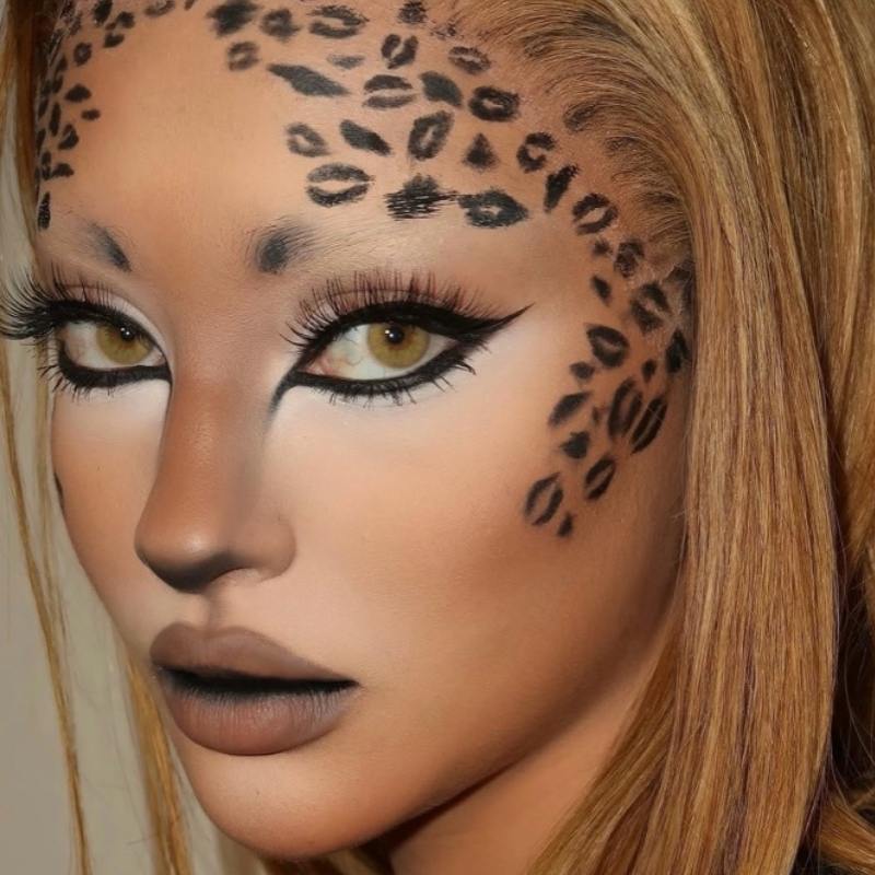 halloween simple makeup