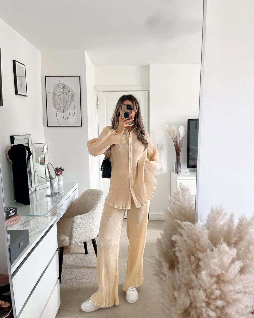 aeroplane outfit