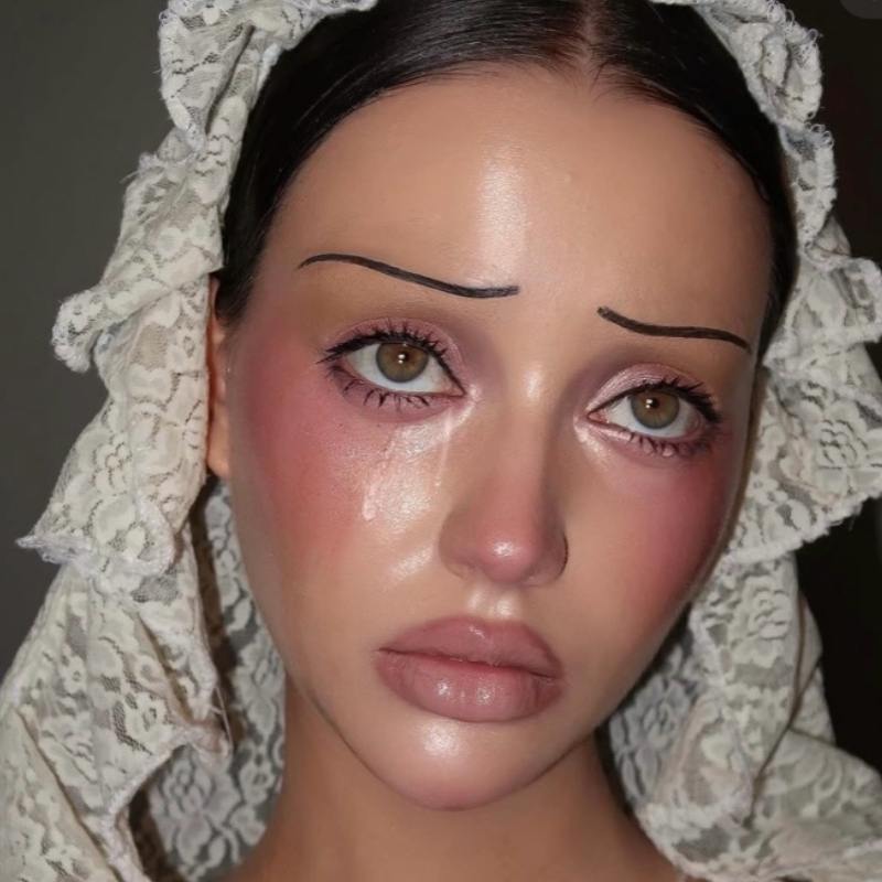 halloween simple makeup