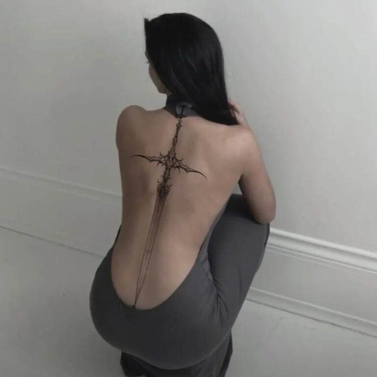 spine tattoos for women