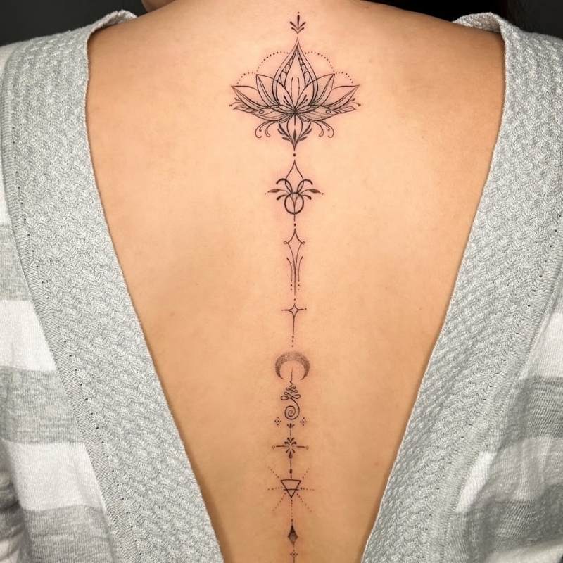 spine tattoos for females