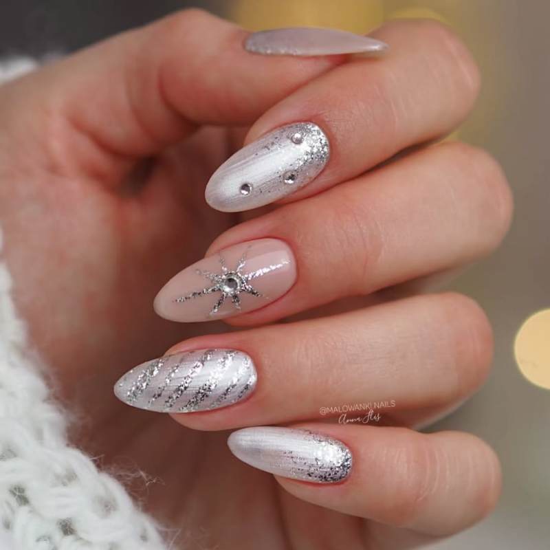 winter nails almond