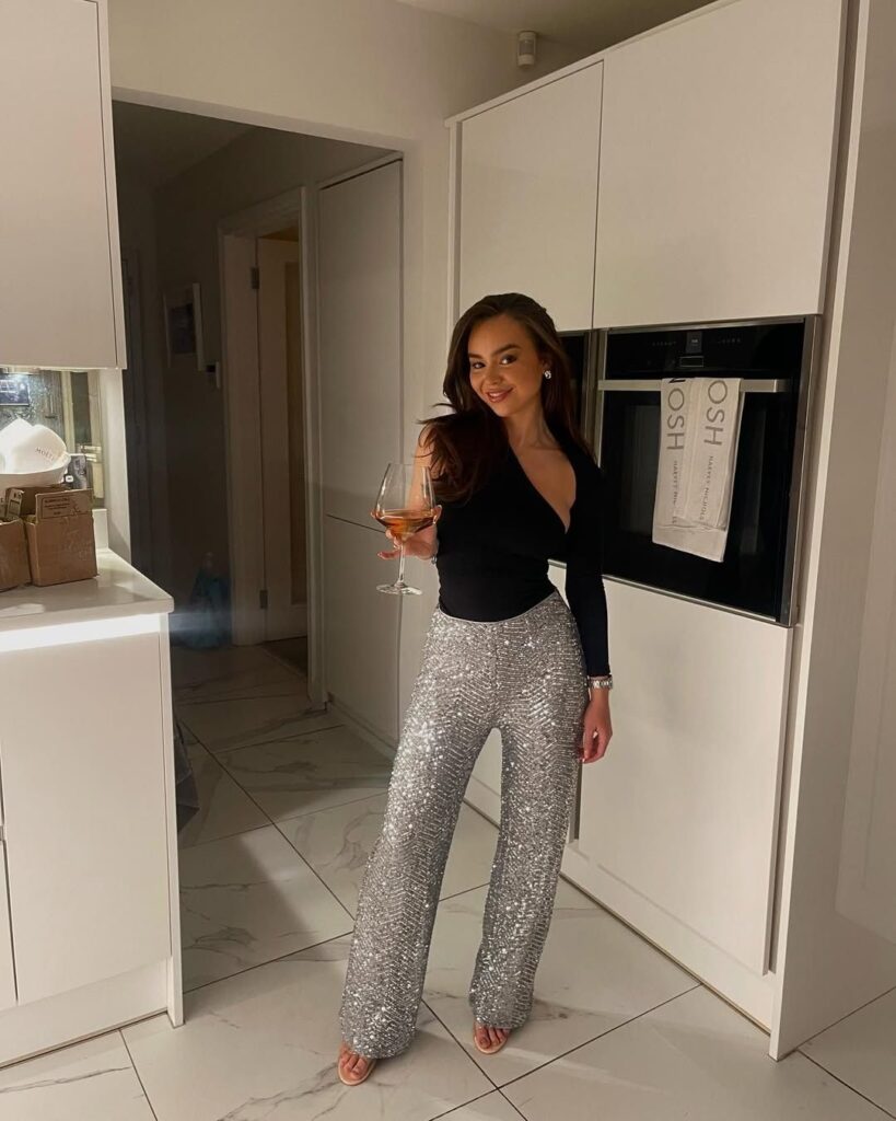 work christmas party outfits for ladies