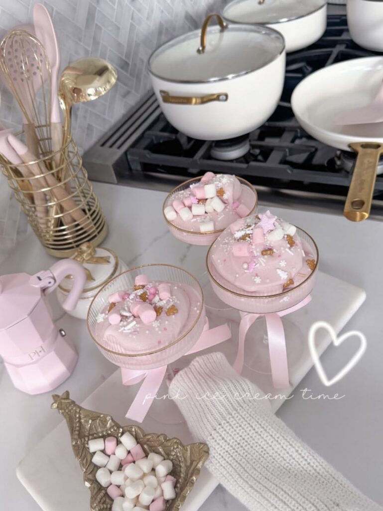 friendmas party ideas