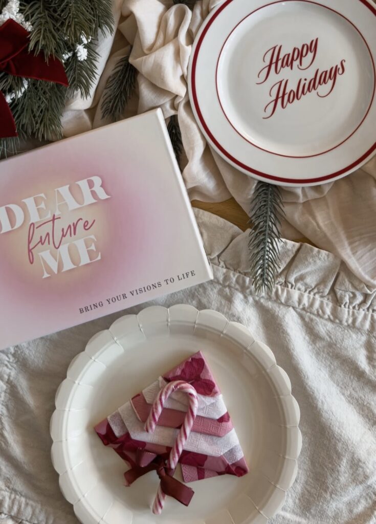 friendmas decorations