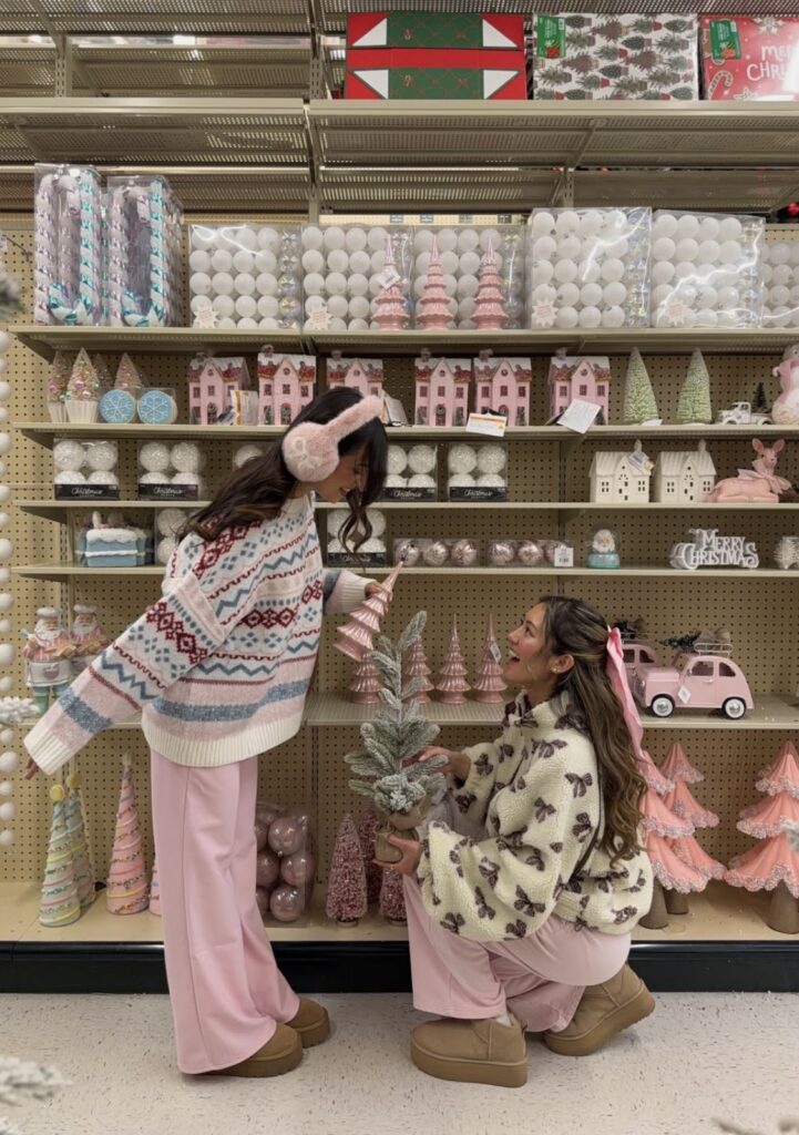 friendmas party ideas