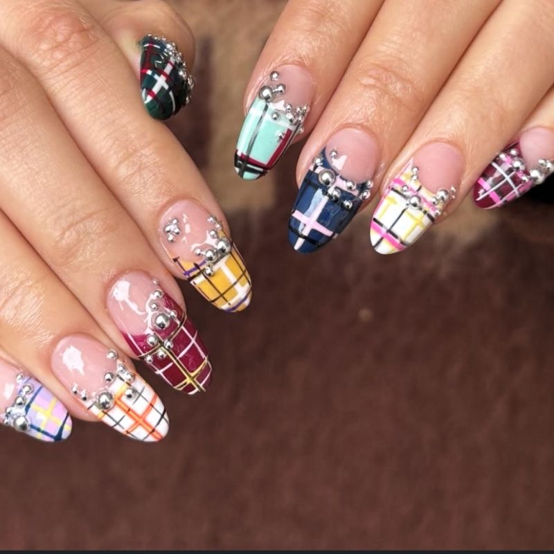 plaid nail designs