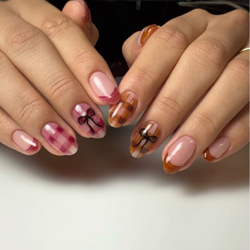 plaid pattern nails
