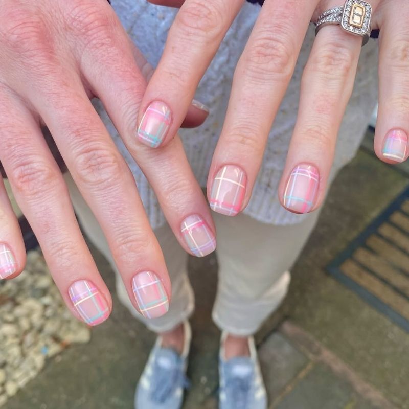 plaid nail art