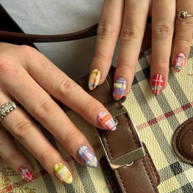 plaid nails designs