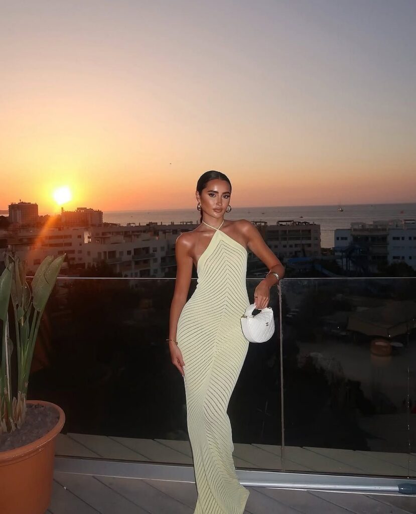  what to wear to the beach