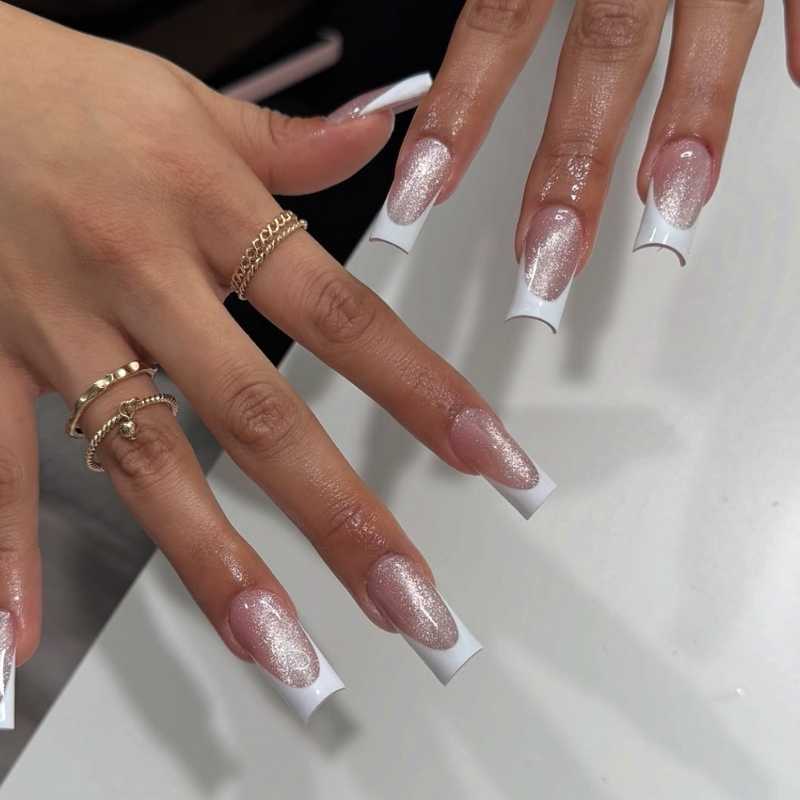 cat eye nails design