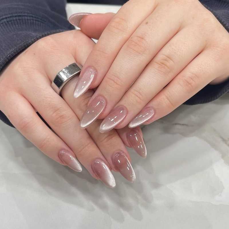 cat eye gel nail polish