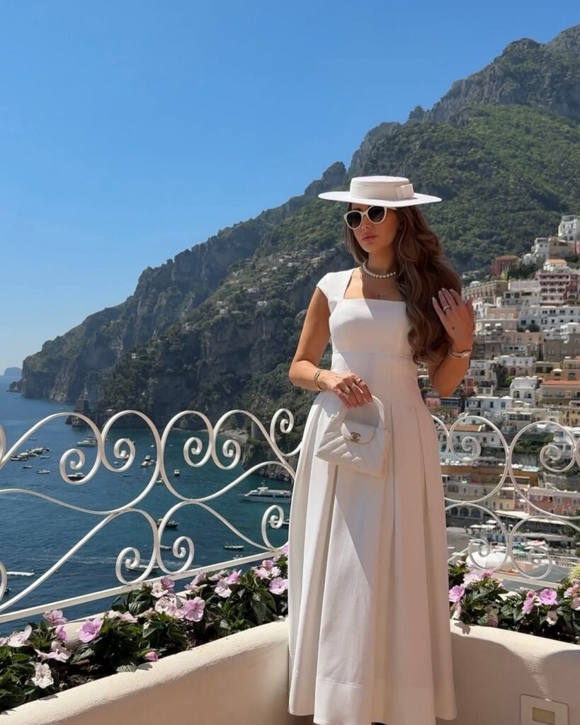 naples italy outfits
