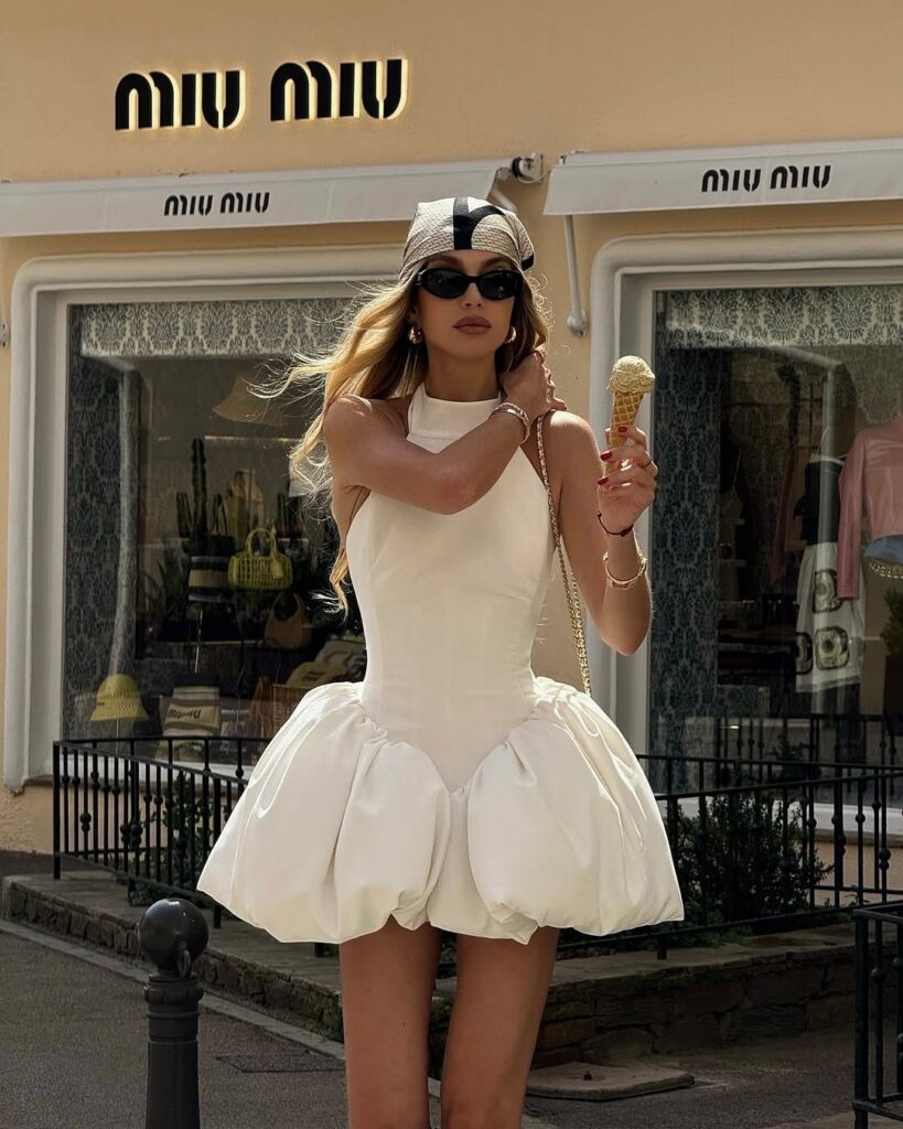 what to wear in paris in april