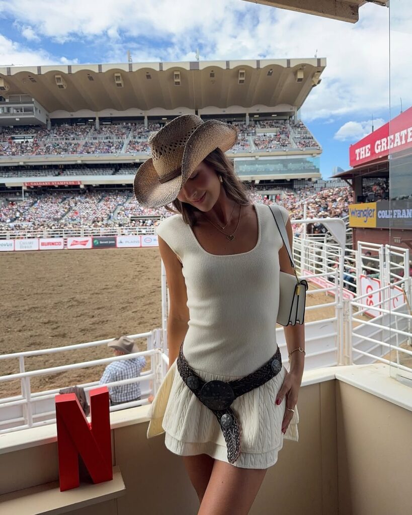 denim country concert outfit