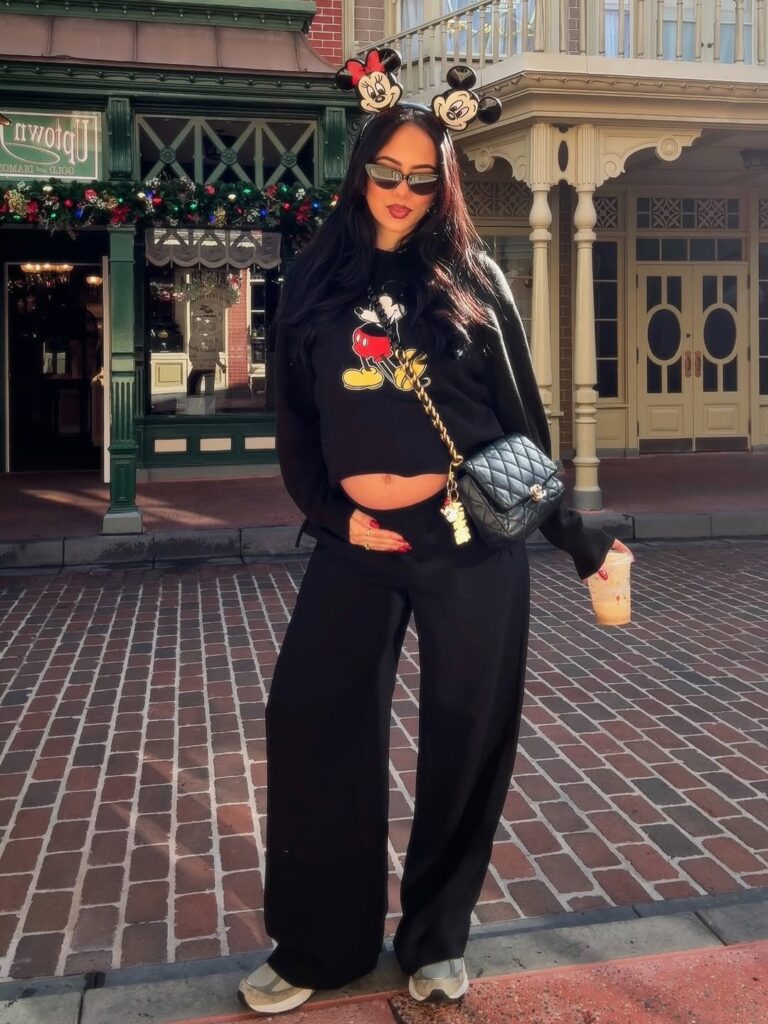 disneyland matching outfits