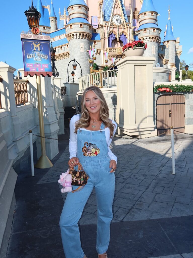 disneyland outfits for women