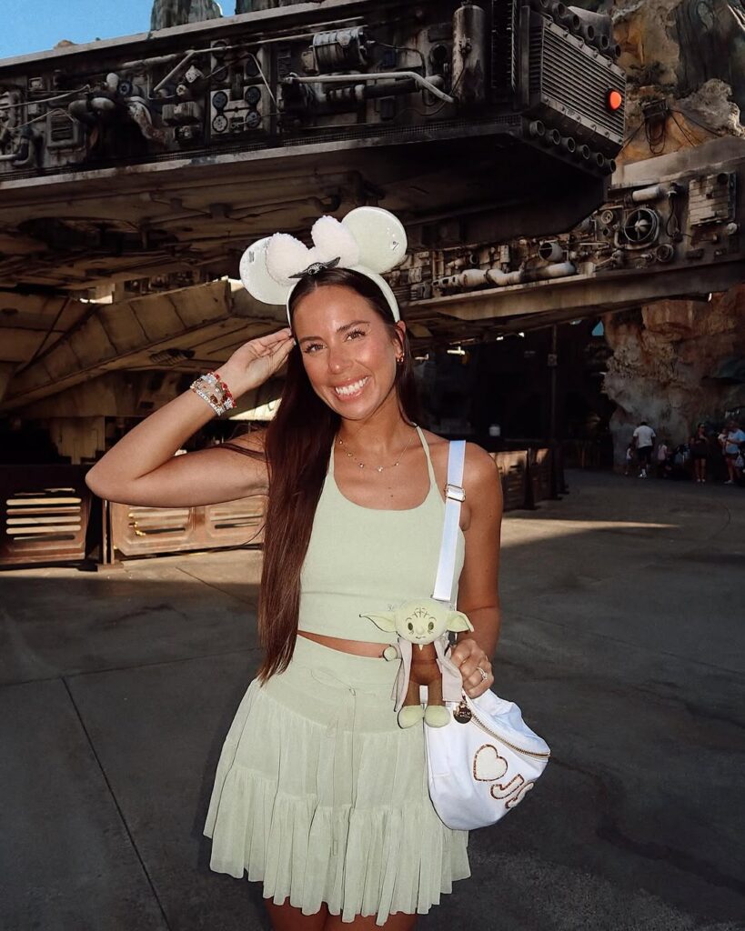 disneyland outfits july