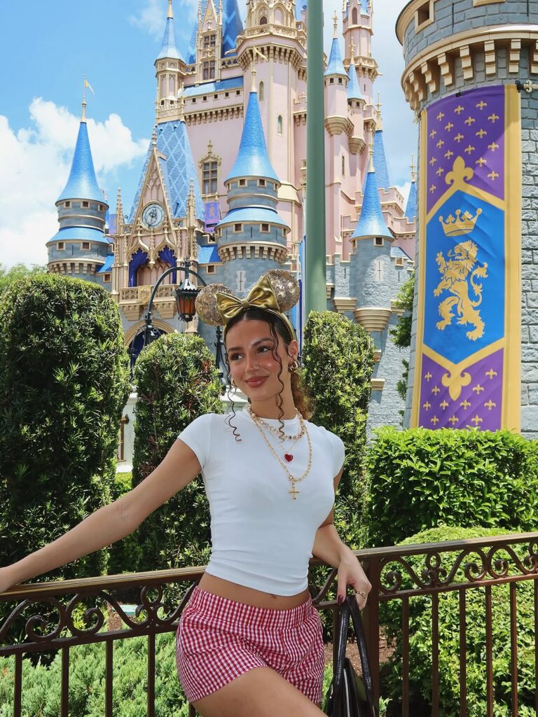 disneyland outfits women
