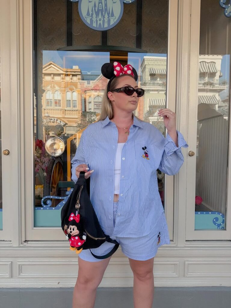 disneyland matching outfits
