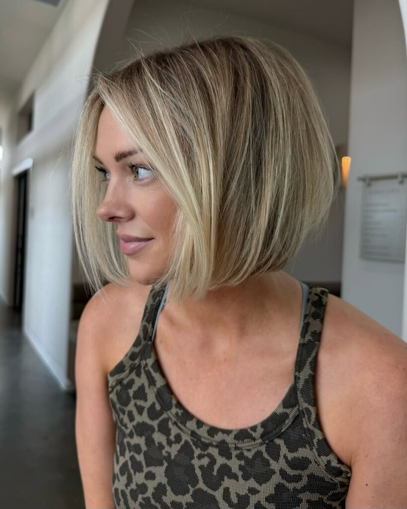 bob haircut with layers