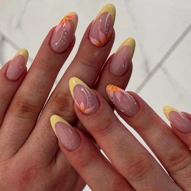  vacation french tip nails