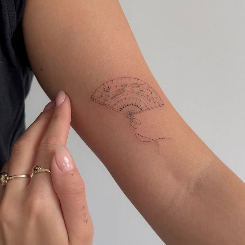tiny heart tattoos
