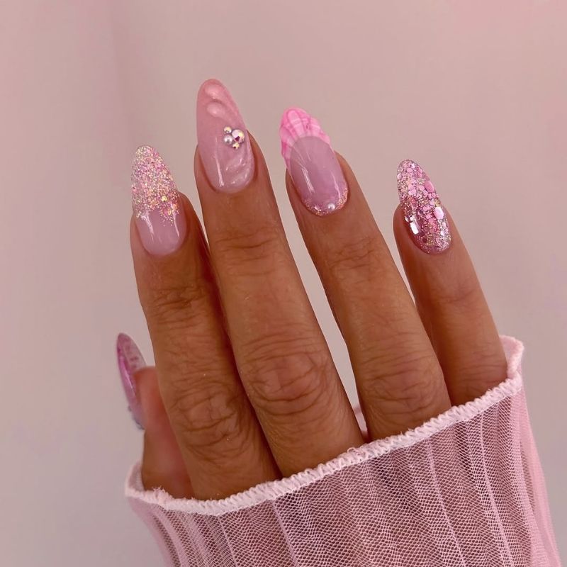 classy beach vacation nails
