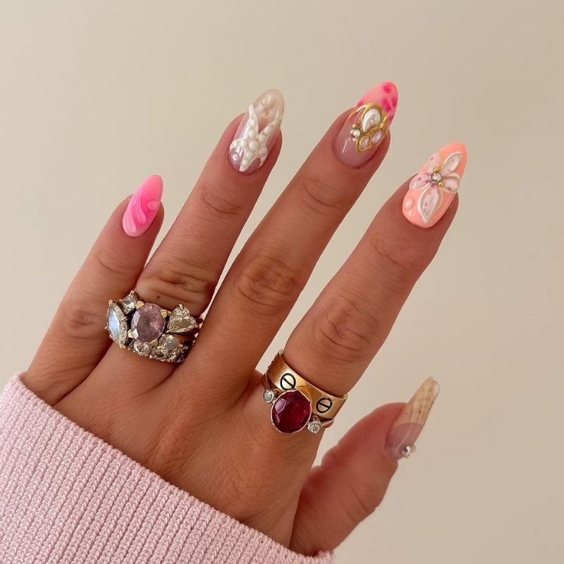 simple vacation nails short