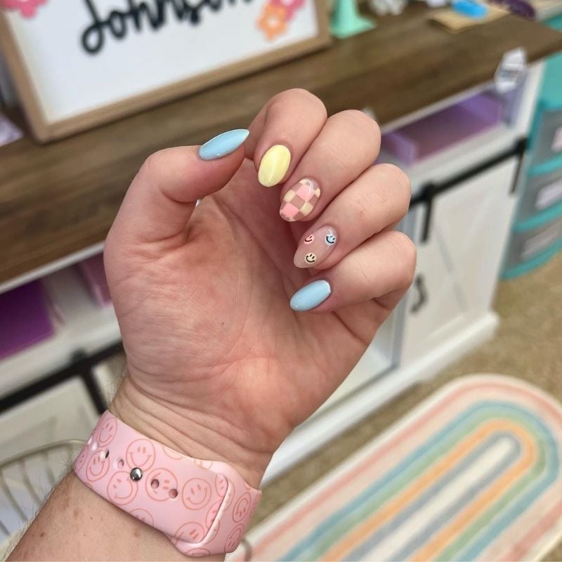 black back to school nails