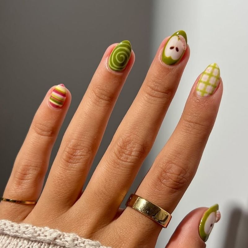 back to school teacher nails