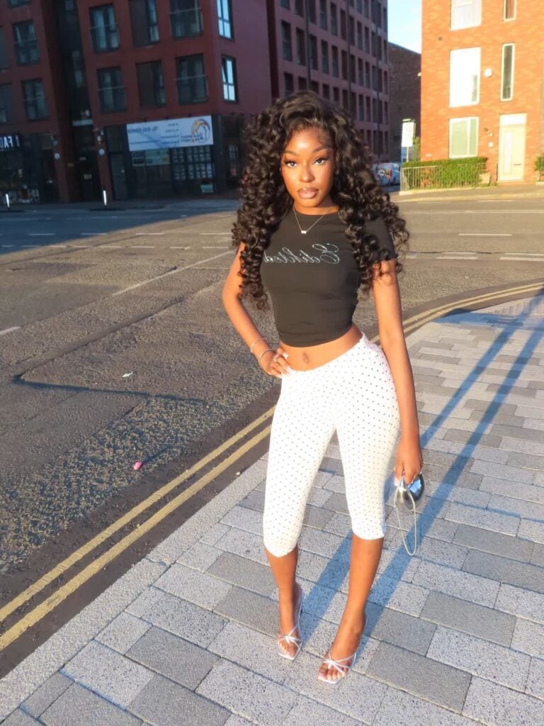 white capri pants outfits