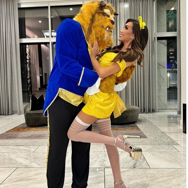 couple halloween costumes