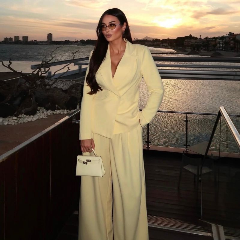 how to style a blazer women