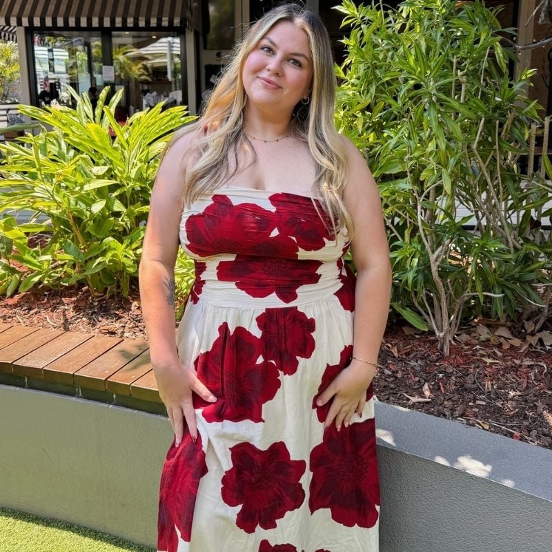 apple body shape dresses