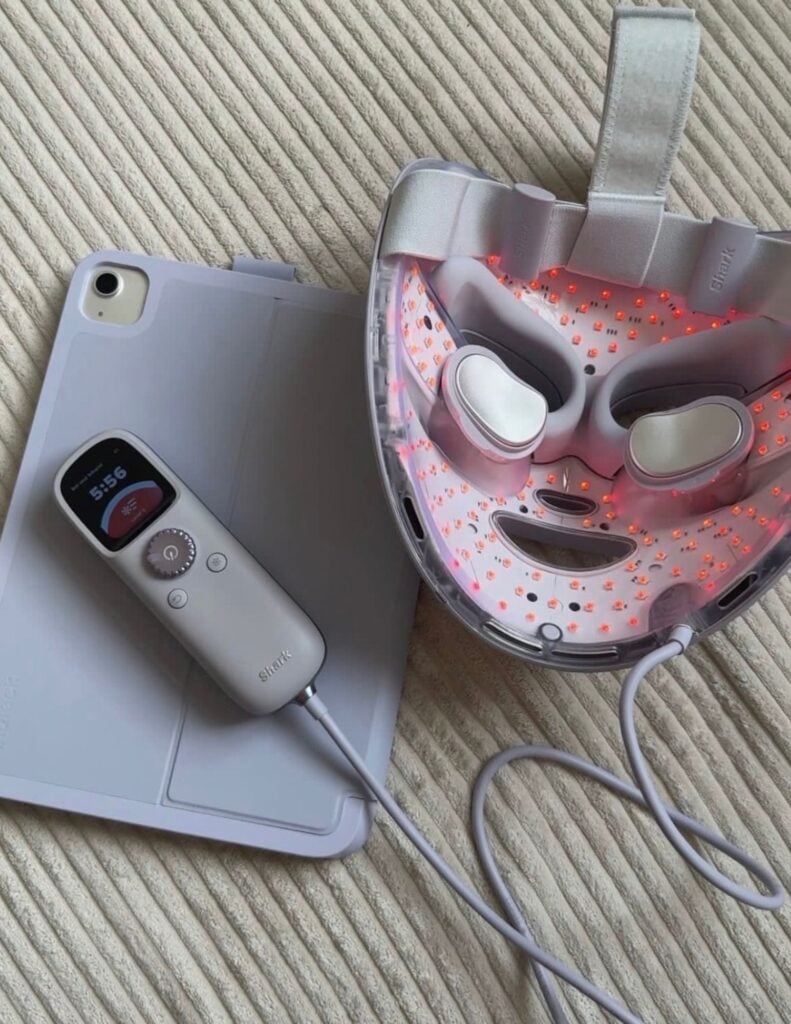 shark cryoglow led face mask reviews